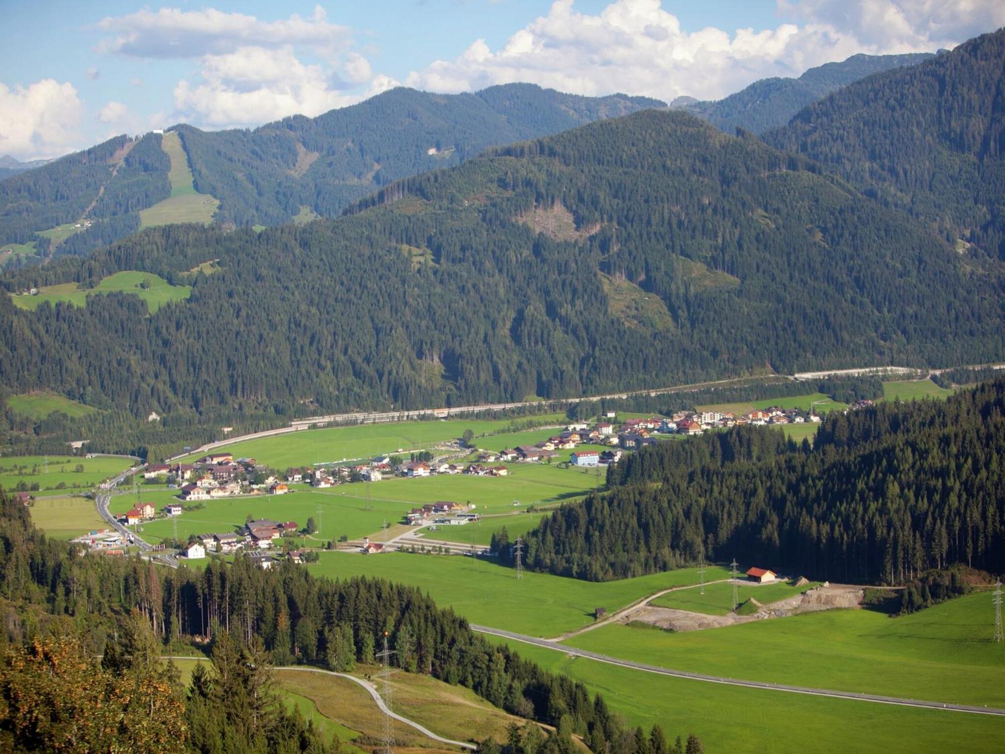 Apartment In Sankt Johann Im Pongau Near Ski Area Wagrain Eksteriør bilde